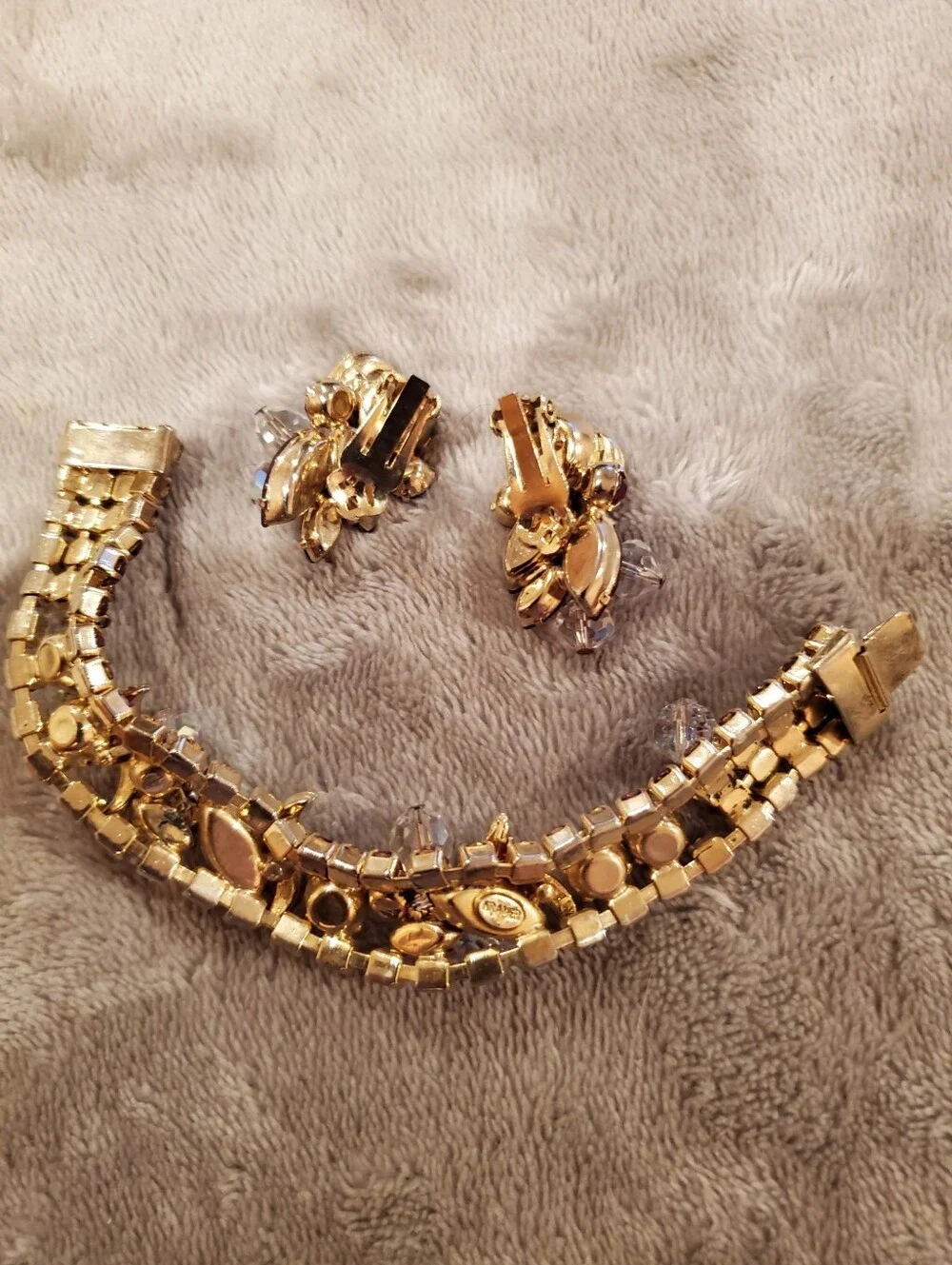 Vintage Kramer Gold-Tone Red & Purple Bracelet with Matching Clip-On Earring